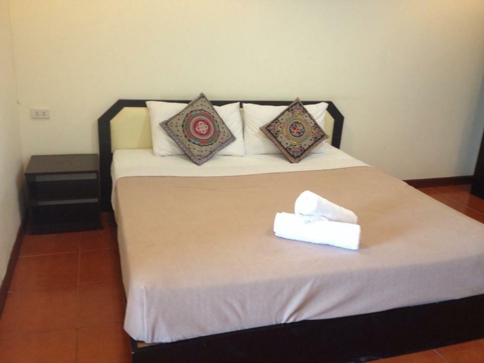 Huaymuang Apartment Ubon Ratchathani Exteriör bild