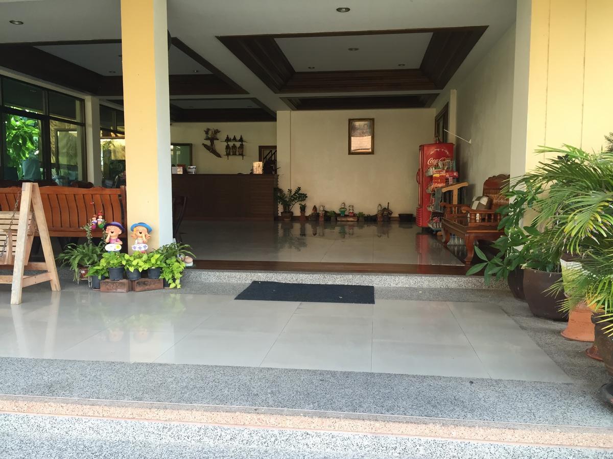 Huaymuang Apartment Ubon Ratchathani Exteriör bild